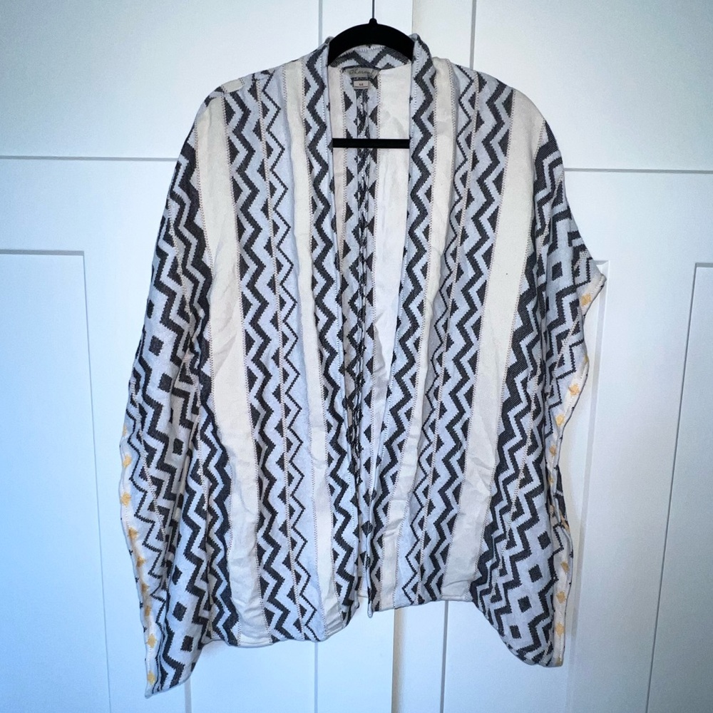 Ethereal Womens Open Poncho look Top